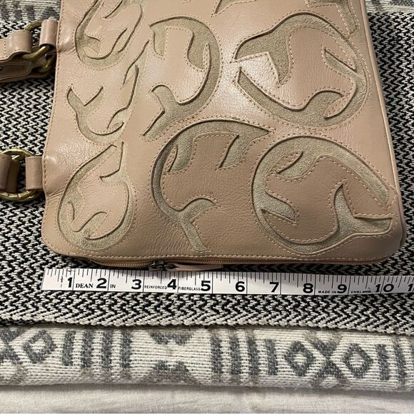 Hidesign Leather/Suede Tooled Cut-Out Tote Handbag - Picture 6 of 9